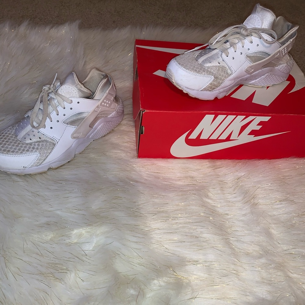 White Huaraches! ✨